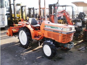 KUBOTA TRACTOR L1-18 4X4 - Traktor