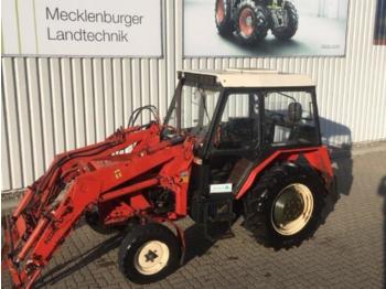 Zetor 5211 - Traktor