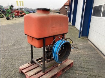 Traktorburen spruta Waterkracht Spuit