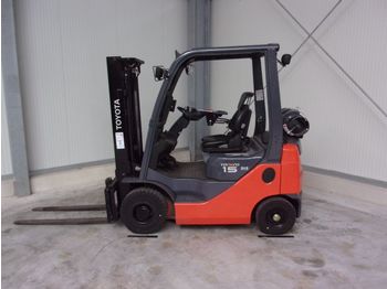 Gaffeltruck Toyota 02-8FGF15