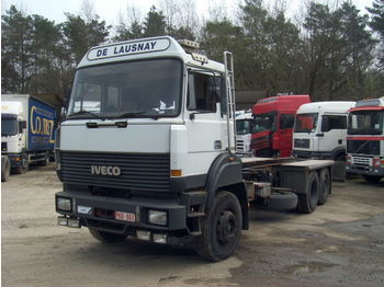 Iveco 240 E 32 6x2 - Chassi lastbil