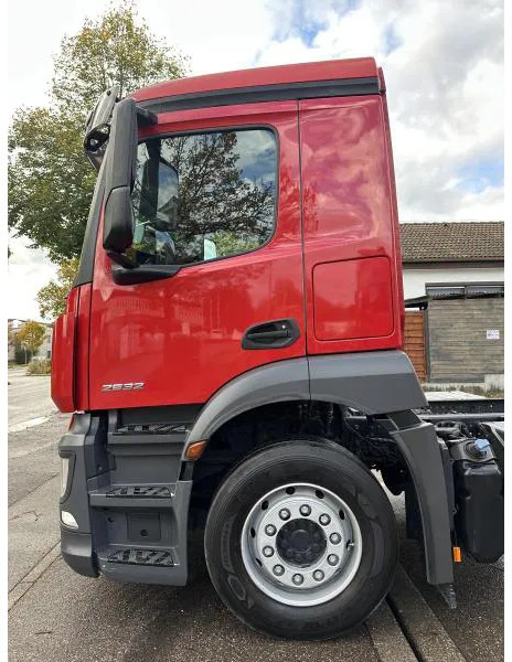 Chassi lastbil Mercedes-Benz 2532 LL 6x2 LANGES Fahrgestell Intarder Lenkachse