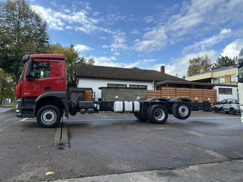 Chassi lastbil Mercedes-Benz 2532 LL 6x2 LANGES Fahrgestell Intarder Lenkachse