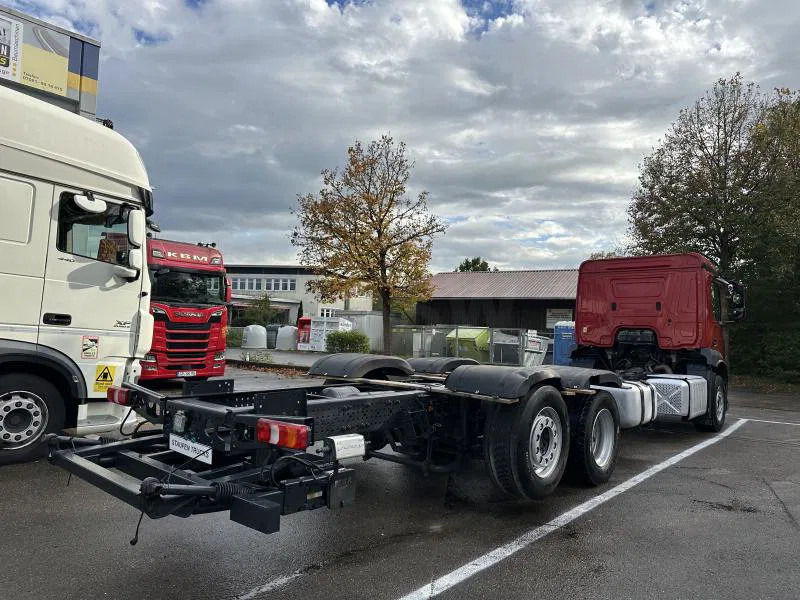 Chassi lastbil Mercedes-Benz 2532 LL 6x2 LANGES Fahrgestell Intarder Lenkachse