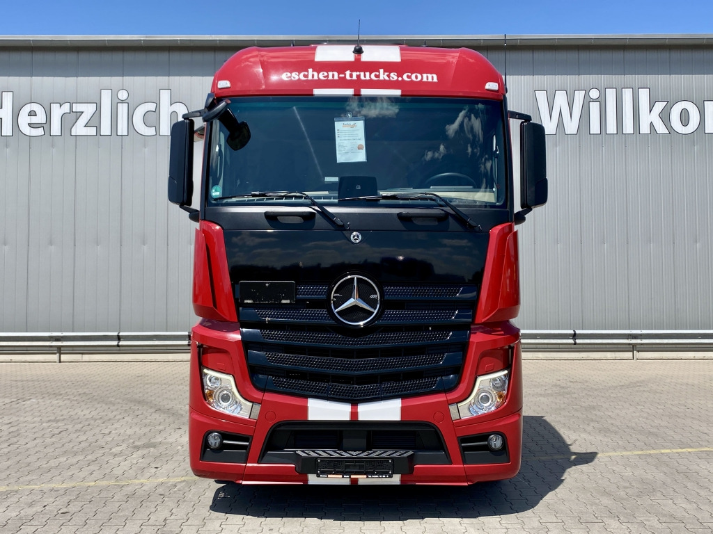 Containerbil/ Växelflak lastbil Mercedes-Benz 2546 LL 6x2