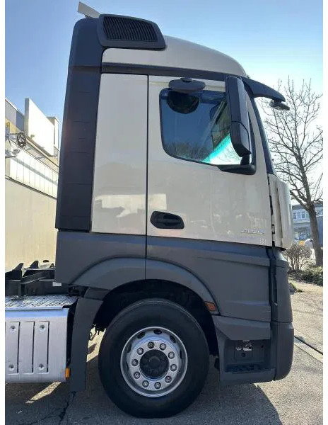Containerbil/ Växelflak lastbil Mercedes-Benz Actros 2542 LL BDF Standard 6x2 LBW