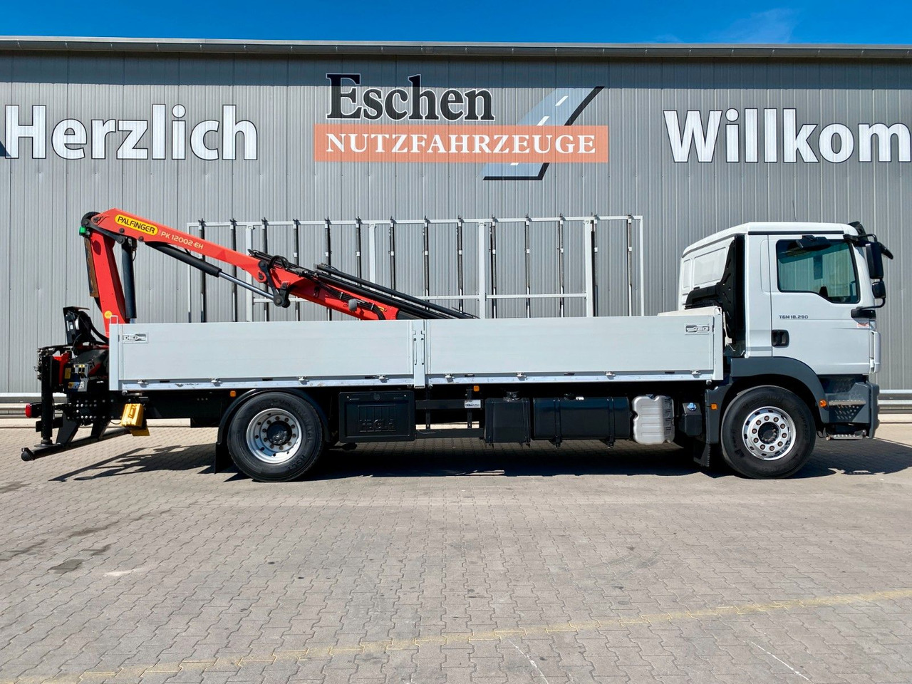 Flakbil MAN TGM 18.290| Glas/HEGLA*PK12002*Funk*3x Sitze*AHK
