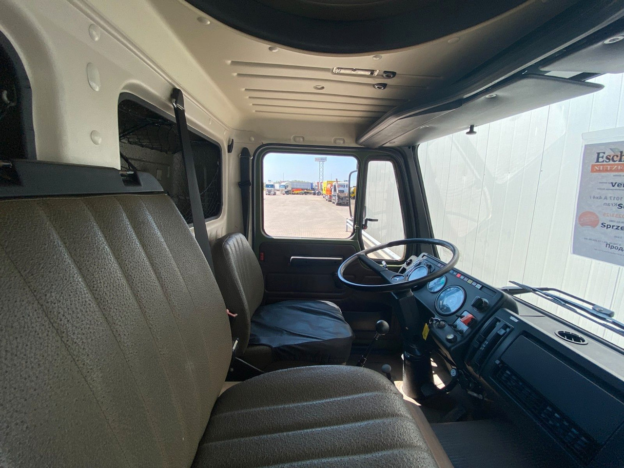 Flakbil Mercedes-Benz 1017 4x4 Allrad Pritsche | HIAB 060-2 Kran*36TKM