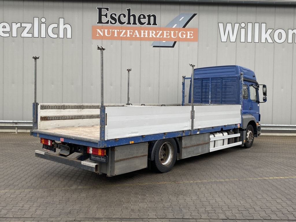 Flakbil Mercedes-Benz 1829 LL Axor