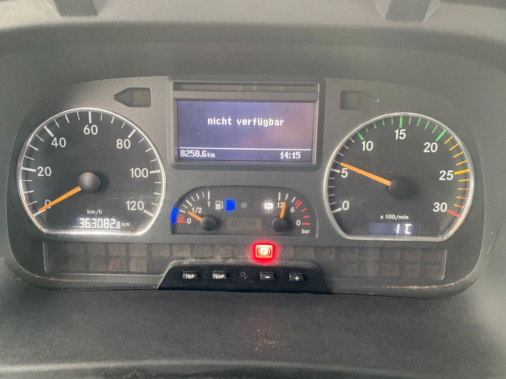 Flakbil Mercedes-Benz Axor 1829 LL  6,55m Pritsche*6 Sitze*Klima*AHK