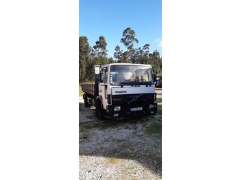 Flakbil VOLVO FL6 14