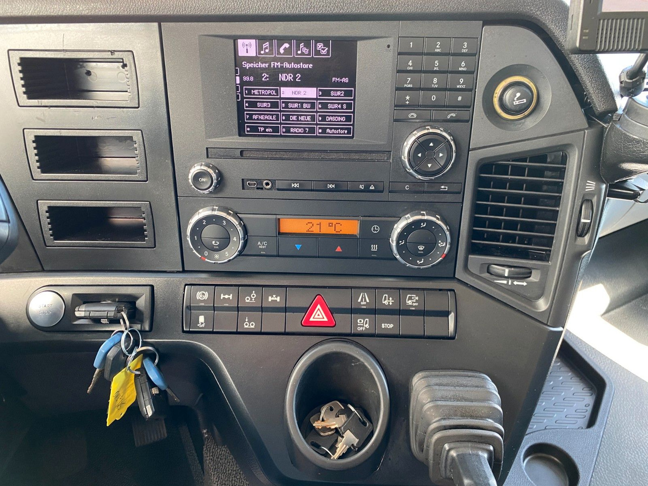 Kapellbil Mercedes-Benz Antos 2543 | BÄR LBW*2x Schiebegardine*Kamera*AC