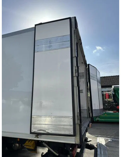 Kylbil lastbil Iveco EuroCargo 140 140-250 Tiefkühl Multitemp