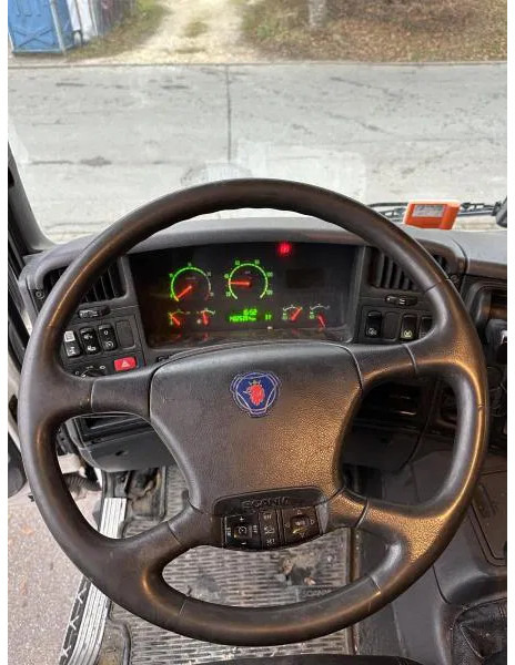 Kylbil lastbil Scania P230 Fleisch Rohrbahnen