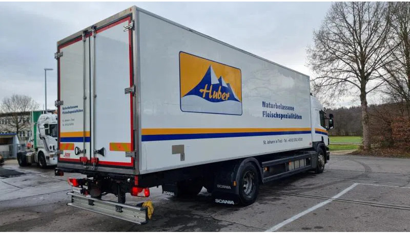Kylbil lastbil Scania P360 4X2 Fleisch Rohrbahnen Carrier Vector 1550