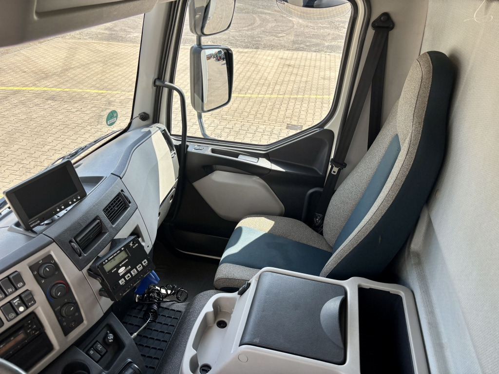 Kylbil lastbil Volvo FL 250 / MBB-LBW
