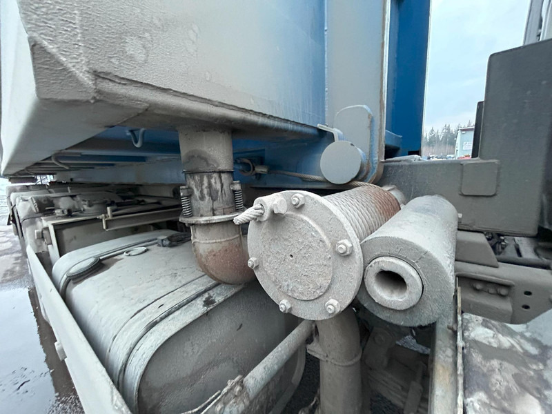 Lastbil med kabelsystem MAN TGA 35.400 8X4-4BL