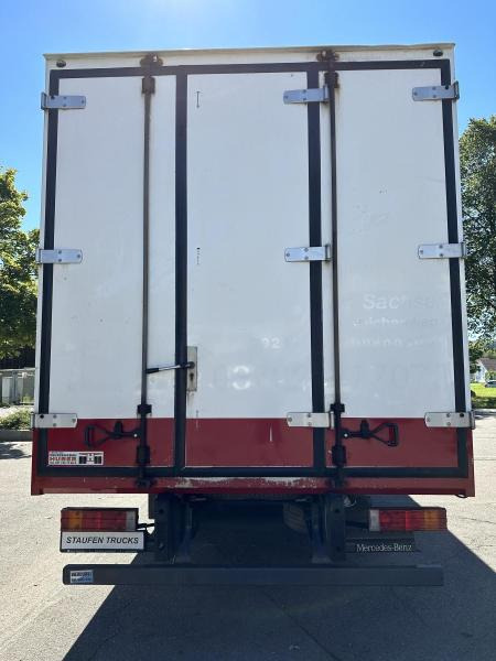 Lastbil med skåp Mercedes Atego 816 L Blumentransporter ISO-Koffer