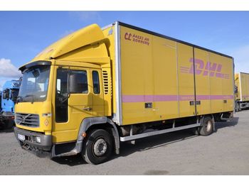 Lastbil med skåp VOLVO FL615 250 4X2