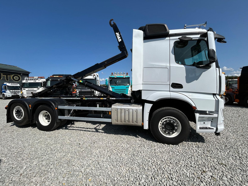 Lastväxlare lastbil Mercedes-Benz AROCS + JOAB 20t | TULOSSA