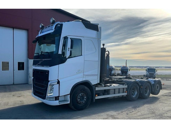 Lastväxlare lastbil Volvo FH 540 / 8x4 / HIDASTIN / TULOSSA