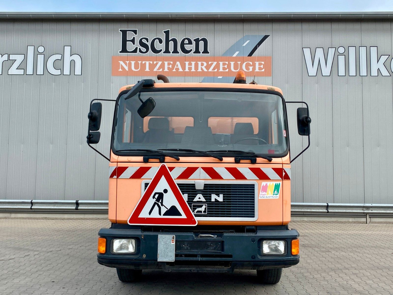Lastbil MAN 18.272 Polyma Stromaggregat/168kW | 3x Sitze*AHK