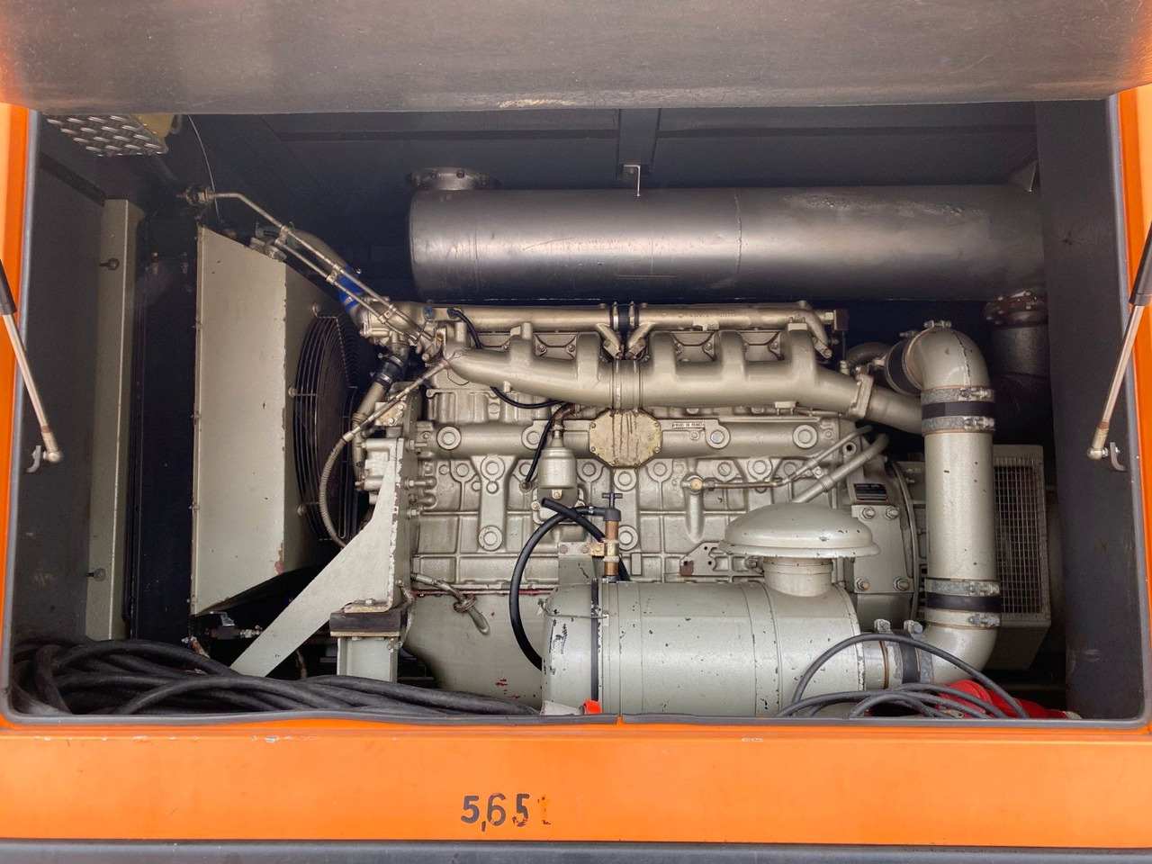 Lastbil MAN 18.272 Polyma Stromaggregat/168kW | 3x Sitze*AHK