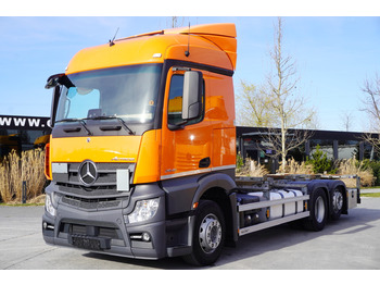 MERCEDES-BENZ Actros 2545 E6 BDF 6×2 / FULL ADR / 205 tho. km!! / third axle lifted and steered / 3 units - Chassi lastbil: bild 1