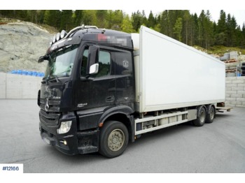 Lastbil med skåp Mercedes Actros: bild 1