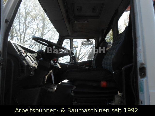 Tippbil lastbil, Kranbil Mercedes-Benz 1717 AK Kipper Allrad mit Kran: bild 22