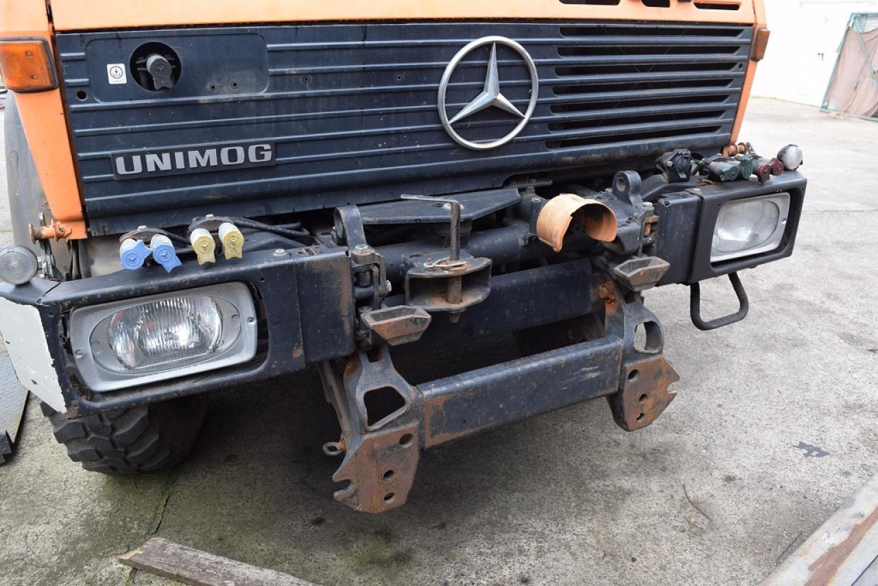 Flakbil, Utility/ Specialfordon Mercedes-Benz Unimog U 1400: bild 5