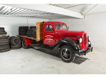 Plattform lastbil Ford MODEL 7 FLAT BED TRUCK