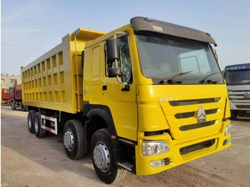 Tippbil lastbil för transportering silon SINOTRUK HOWO 371 Dump truck 8x4: bild 1