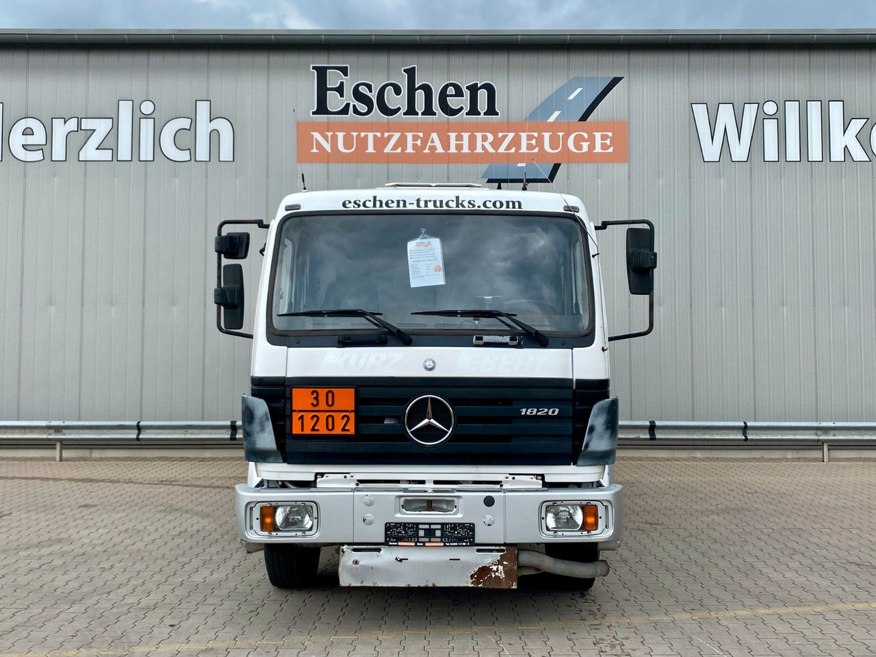 Tankbil Mercedes-Benz 1820 SK | Speier A3*2x Kammern*13.700ltr*Navi