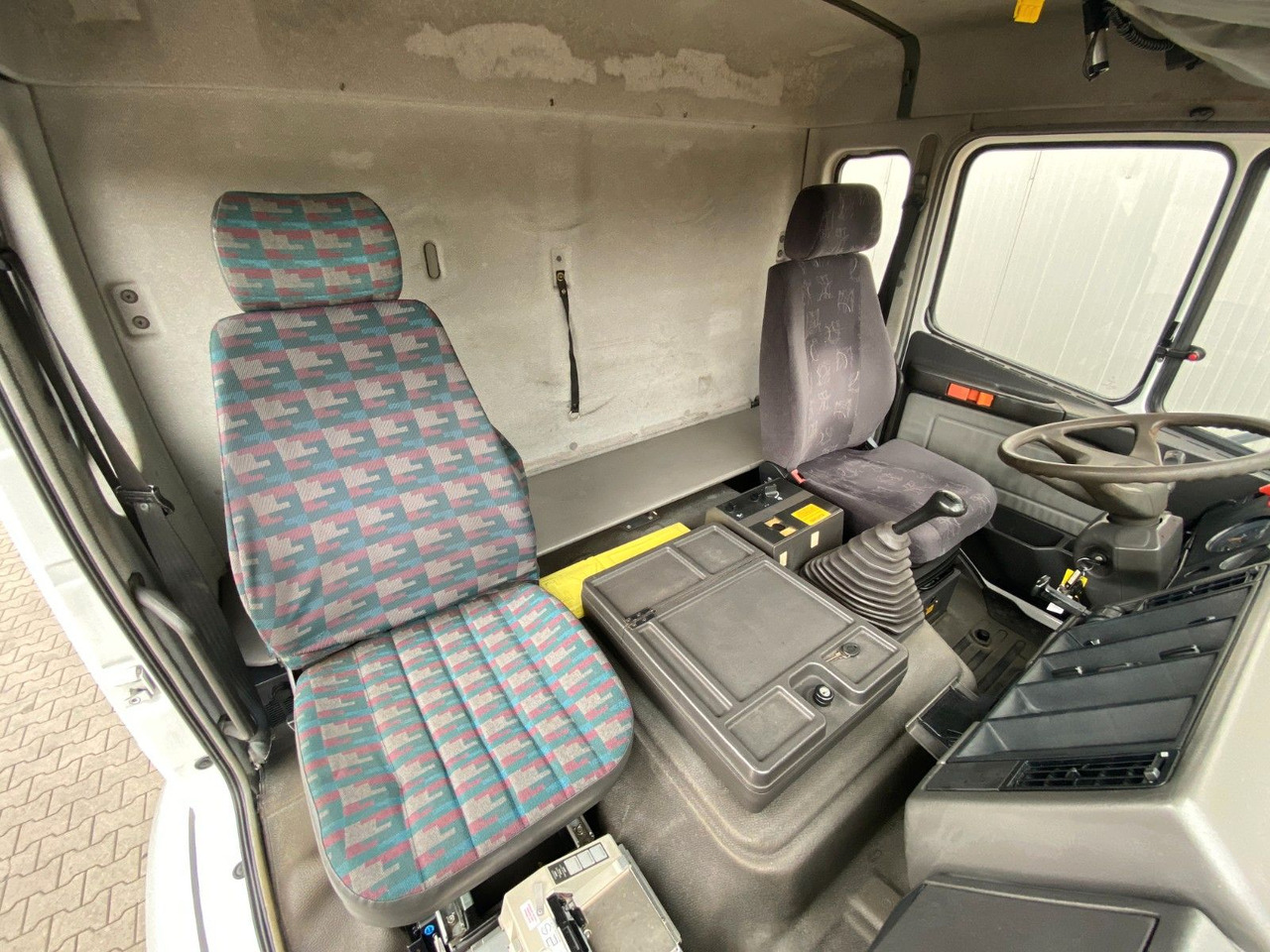 Tankbil Mercedes-Benz 1820 SK | Speier A3*2x Kammern*13.700ltr*Navi