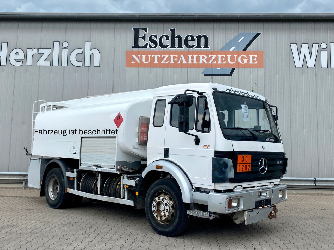 Tankbil Mercedes-Benz 1820 SK | Speier A3*2x Kammern*13.700ltr*Navi