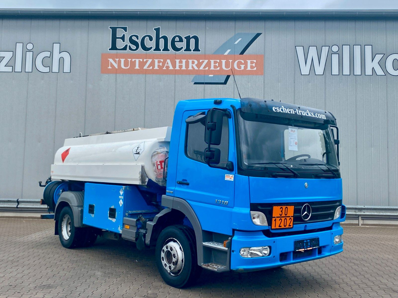 Tankbil Mercedes-Benz Atego 1318 | Esterer A3*7480ltr*AHK*1.Hand