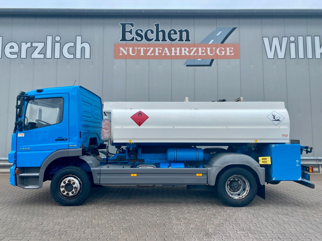 Tankbil Mercedes-Benz Atego 1318 | Esterer A3*7480ltr*AHK*1.Hand