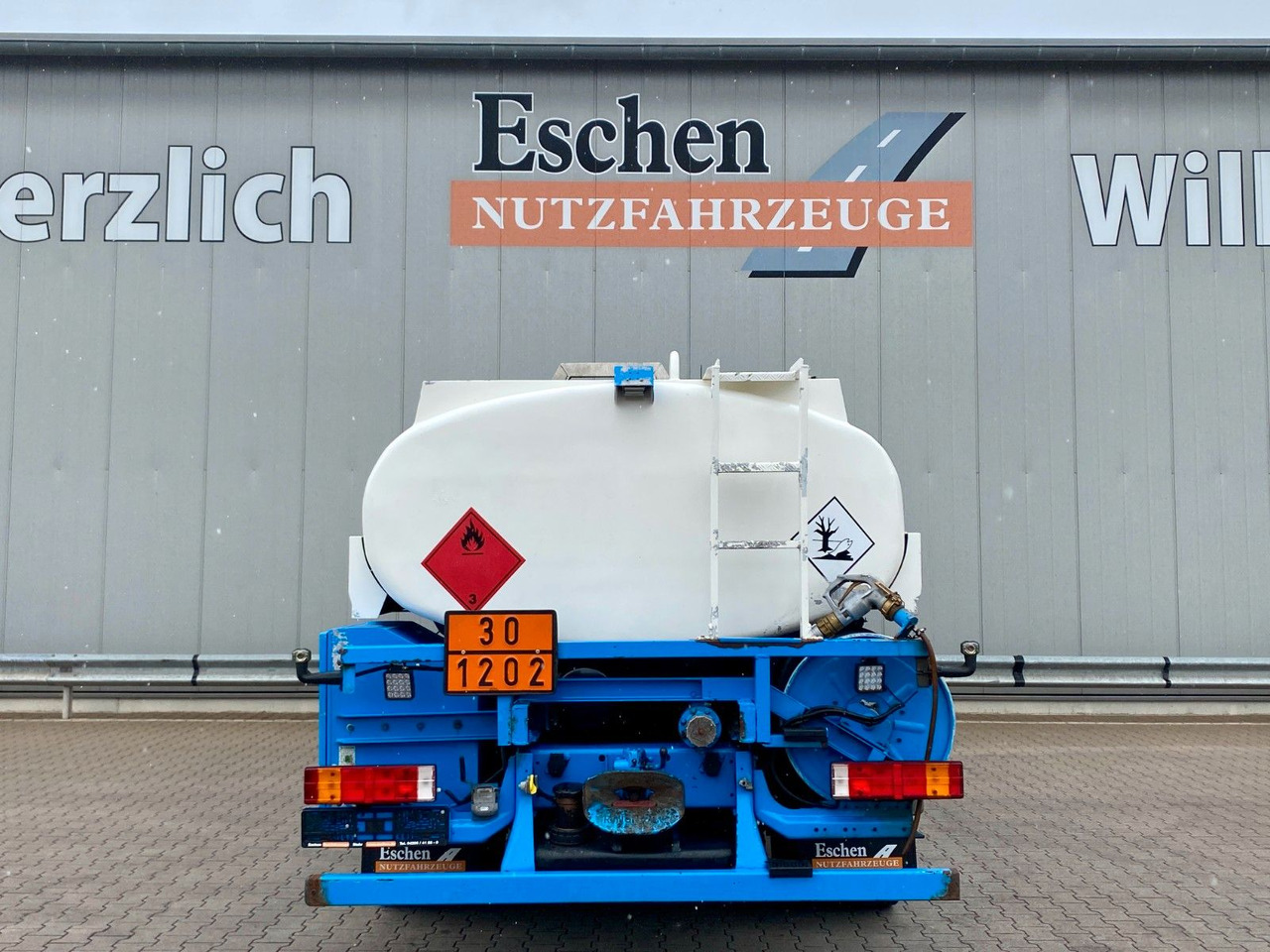 Tankbil Mercedes-Benz Atego 1318 | Esterer A3*7480ltr*AHK*1.Hand