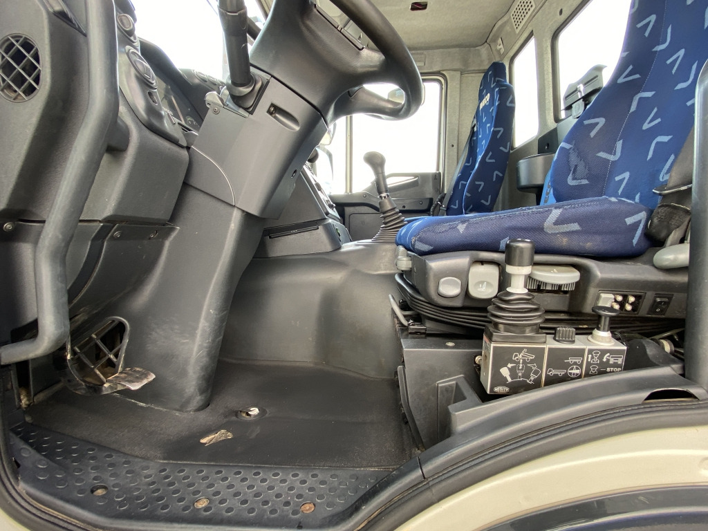 Tippbil lastbil Iveco 410 6x6