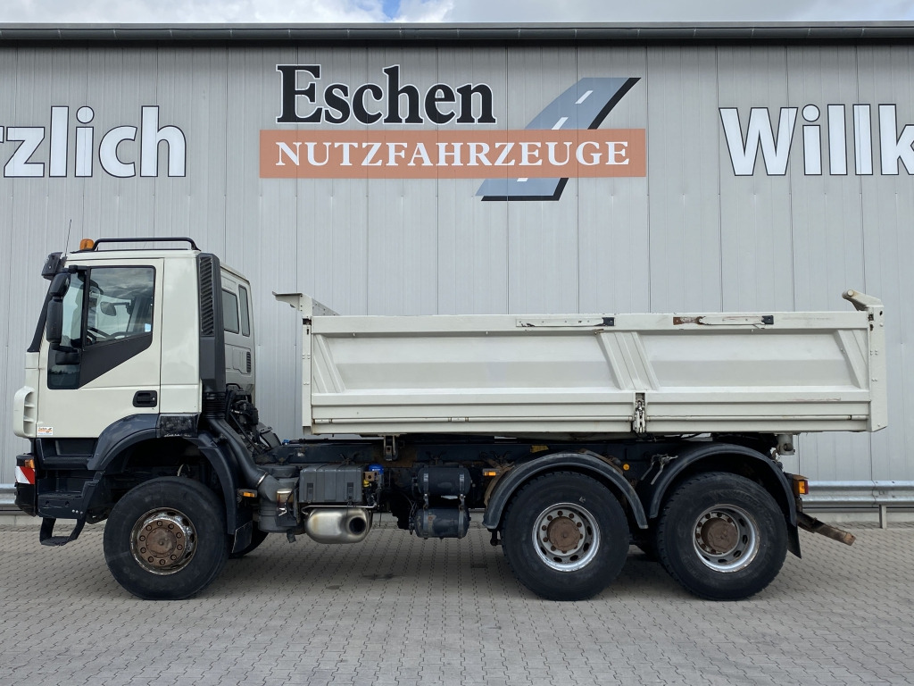 Tippbil lastbil Iveco 410 6x6