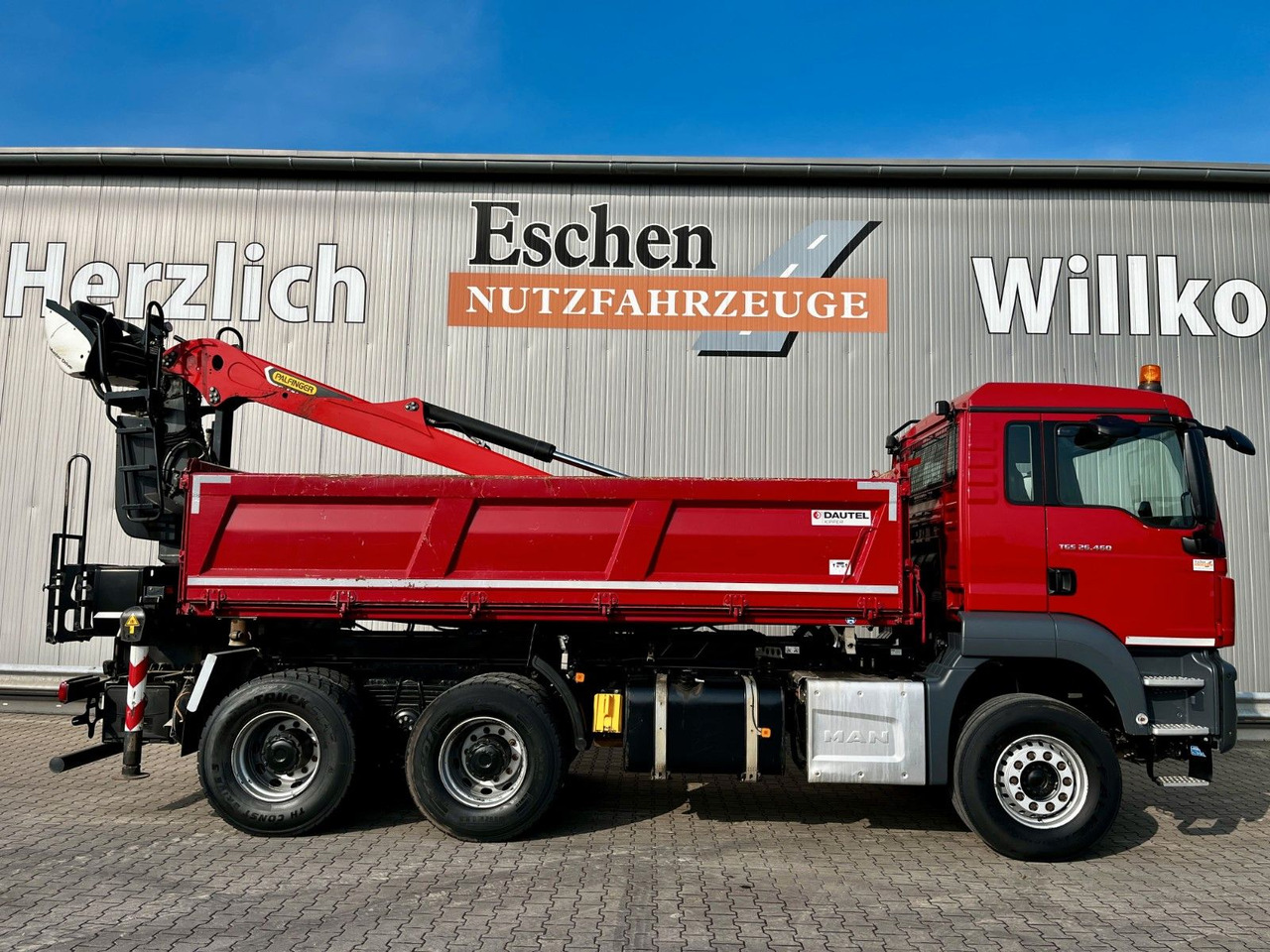 Tippbil lastbil MAN TGS 26.460 6x4BB|Palfinger M12L83 Kran*Bordmatik