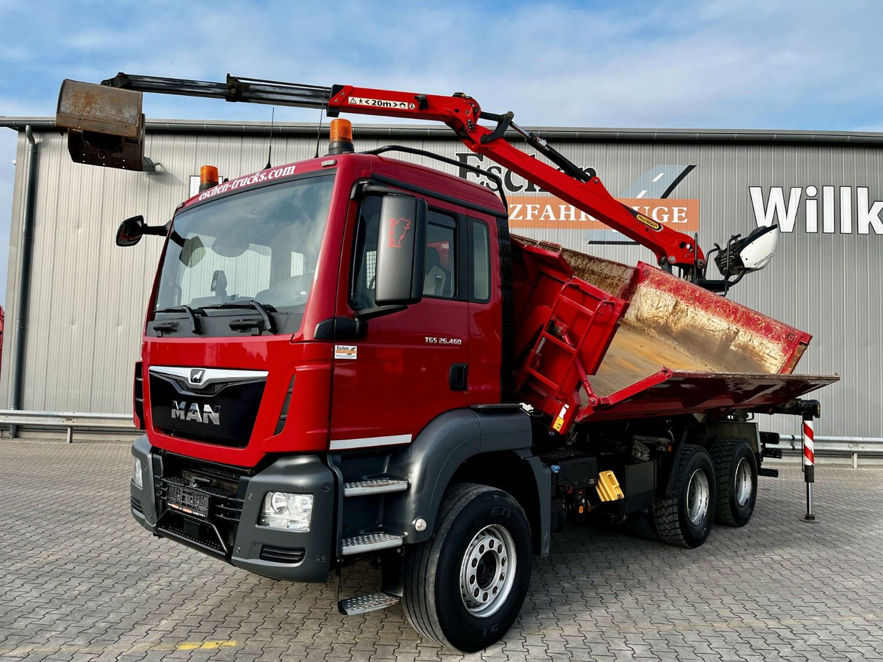 Tippbil lastbil MAN TGS 26.460 6x4BB|Palfinger M12L83 Kran*Bordmatik