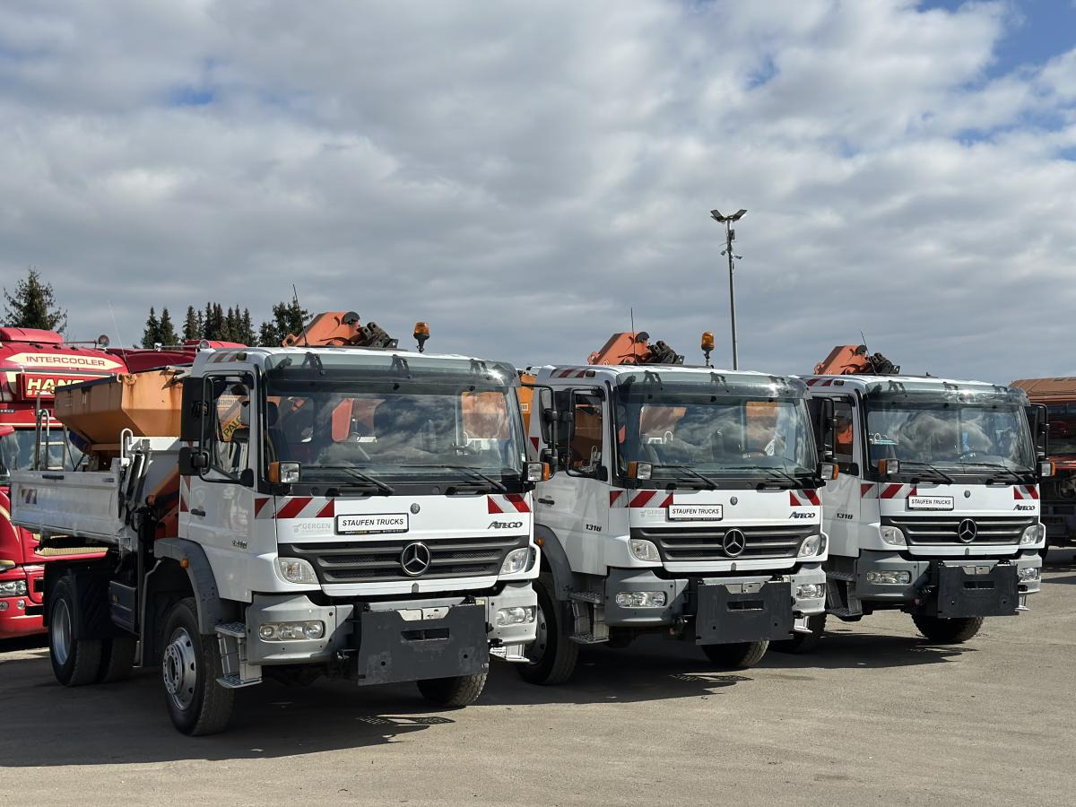 Tippbil lastbil Mercedes 5 x Atego 1318 AK Allrad Kran Palfinger 7001