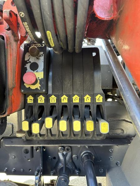 Tippbil lastbil Mercedes 5 x Atego 1318 AK Allrad Kran Palfinger 7001
