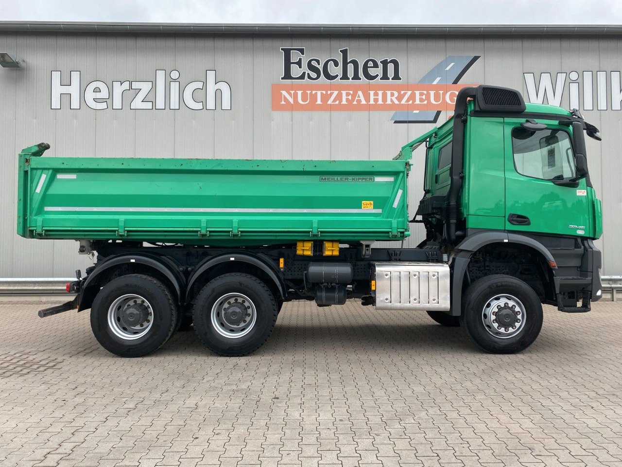 Tippbil lastbil Mercedes-Benz Arocs 3345 6x6 | MEILLER*Bordmatik*Blatt*AHK+Oel