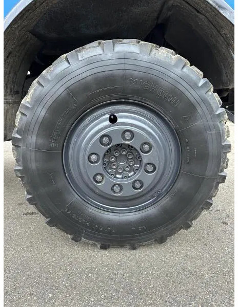 Lastbil Unimog U 1500 (425) Ferrari Kran 147.2A*Jib* TÜV NEU!