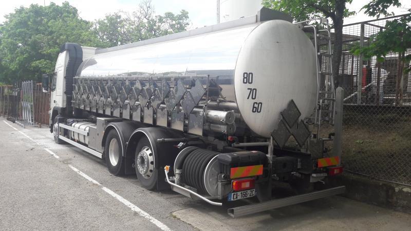 Tankbil för transportering kemikalier Volvo FM12 450: bild 2