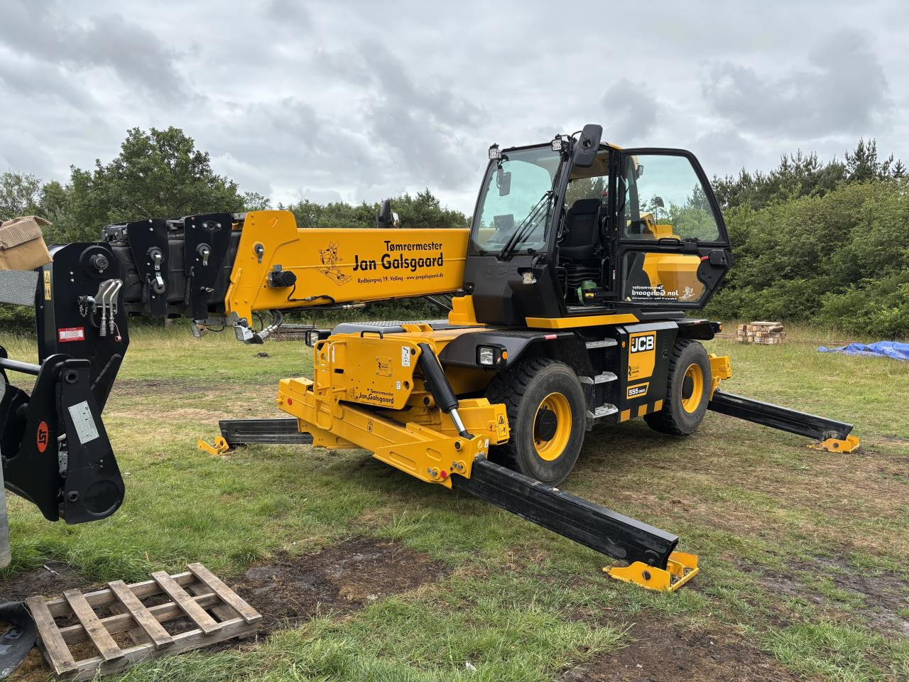 Teleskoplastar JCB 555-260R