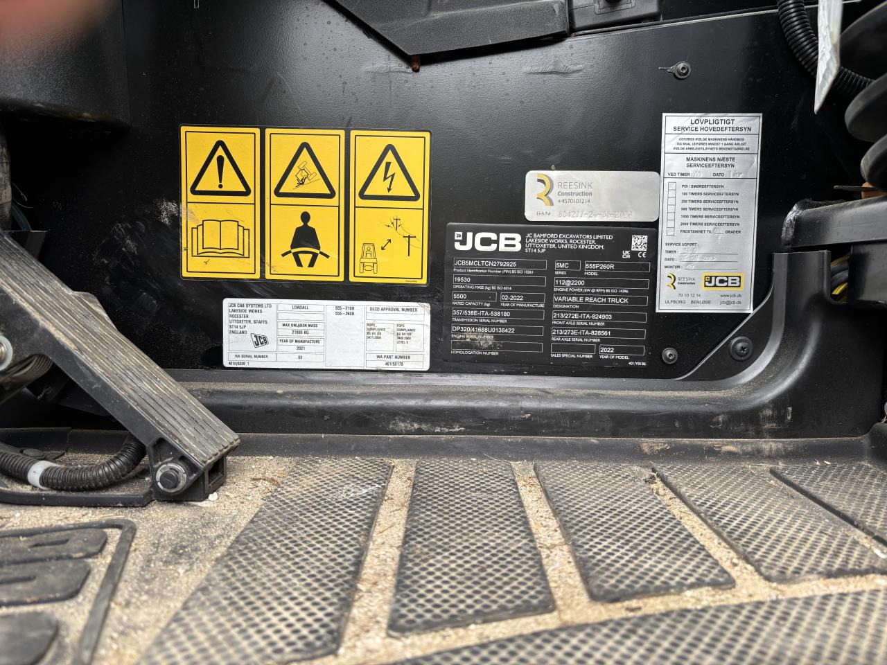 Teleskoplastar JCB 555-260R